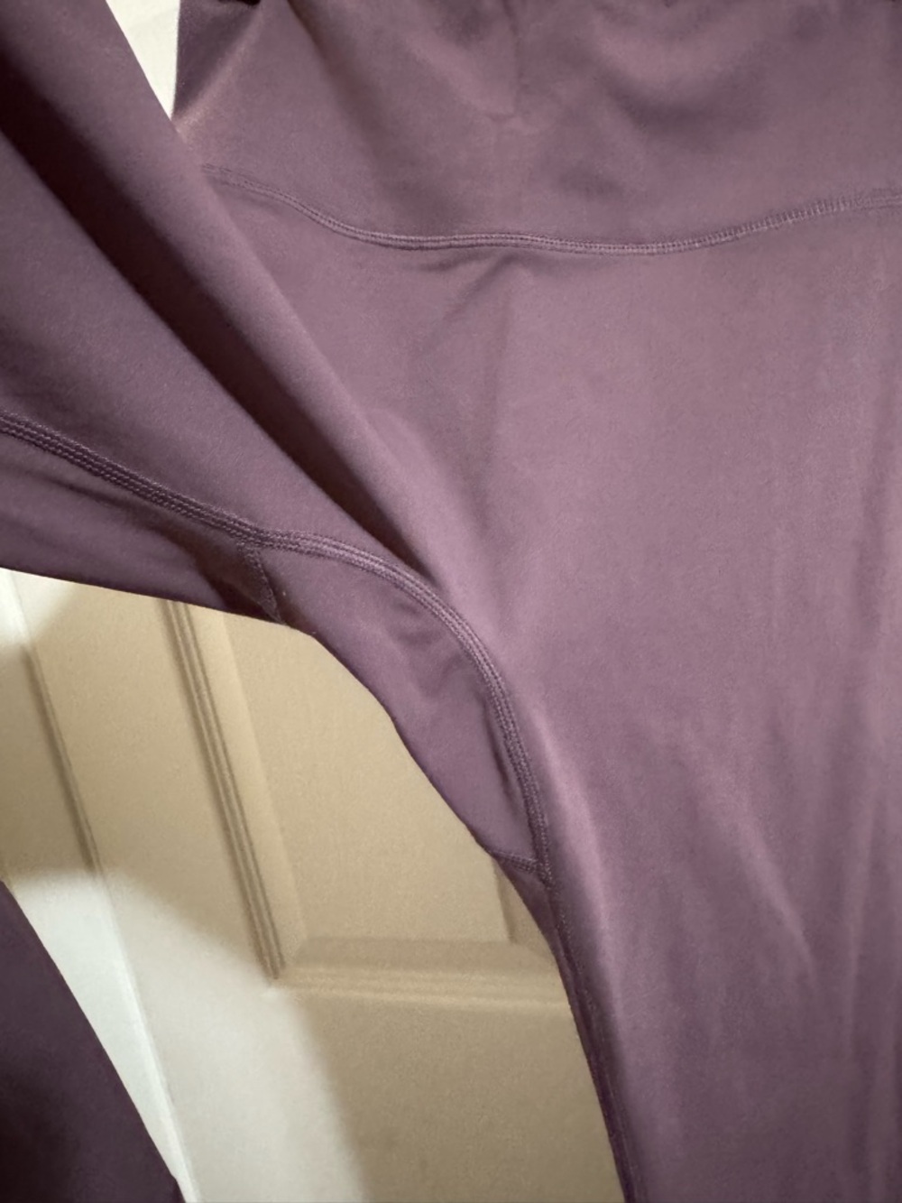 Alphalete High-Rise Leggings in Mauve - Picture 3 of 5